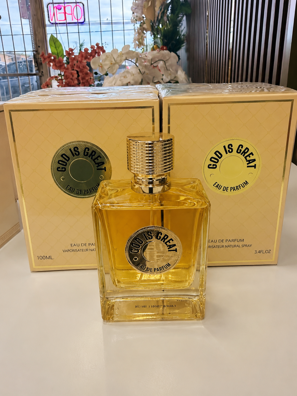 GOD IS GREAT

EAU DE PARFUM
100 mL / 3.4 FL. OZ.
Unisex
